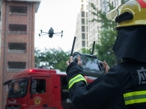 Drones contra incendios Bomberos Aeromedia distribuidor oficial DJI